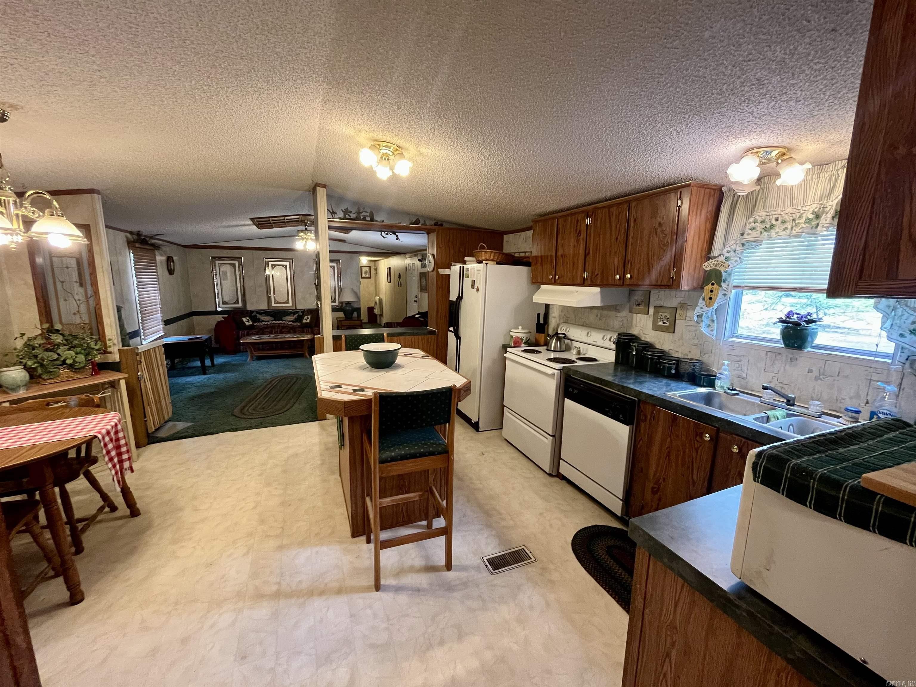 Lakeshore Hills II - Residential