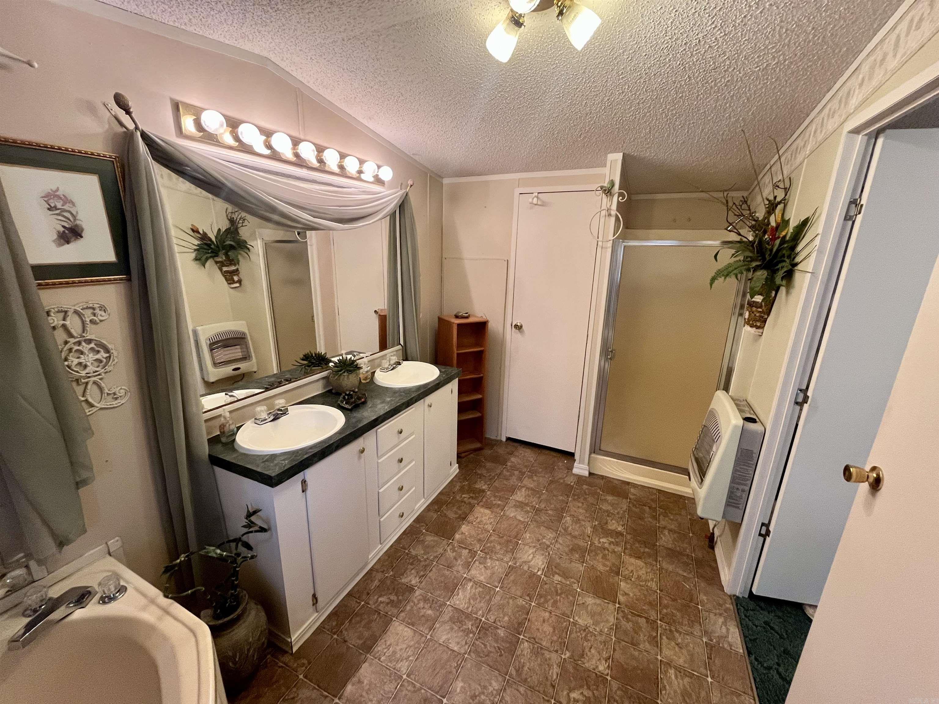 Lakeshore Hills II - Residential