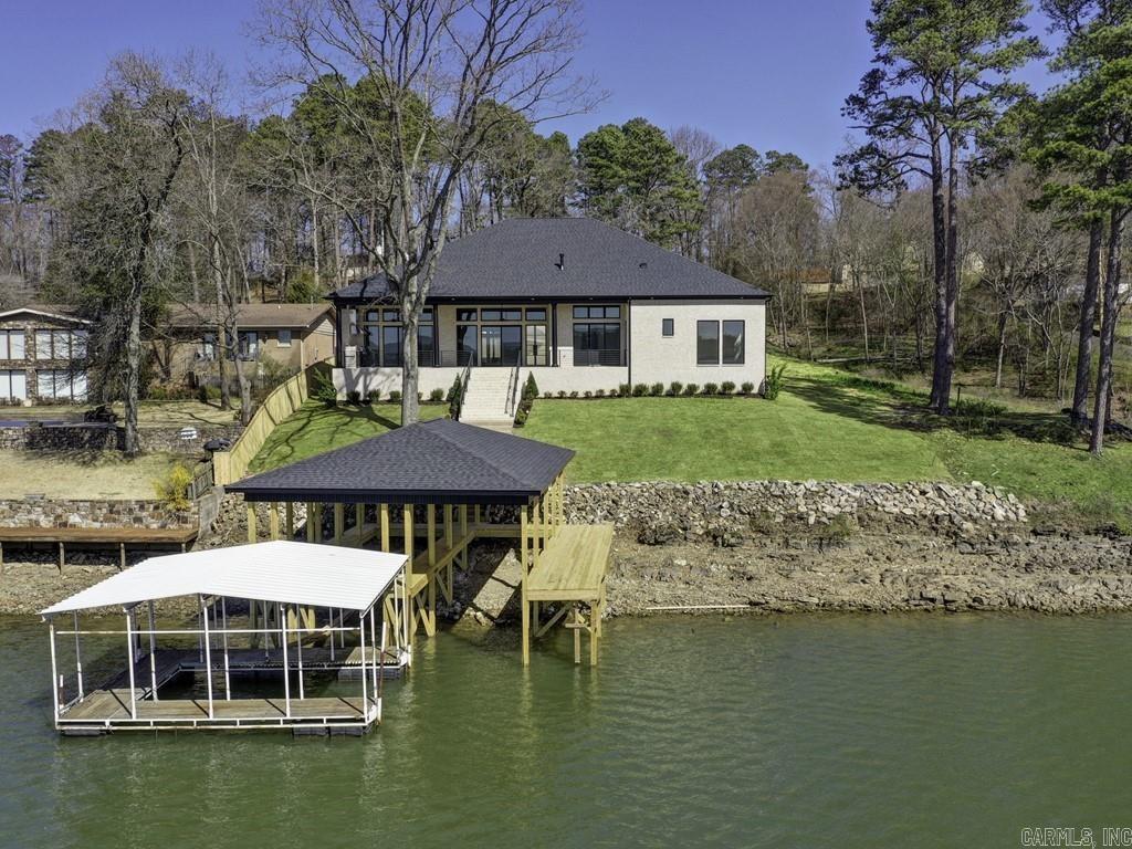ARKRIDGE LAKE ESTATES - Residential