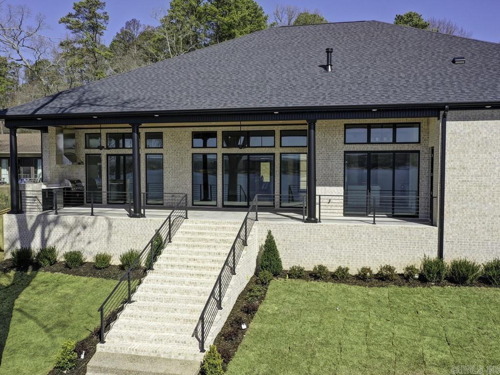 ARKRIDGE LAKE ESTATES - Residential