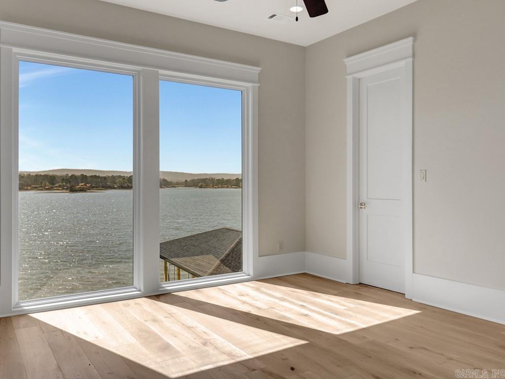 ARKRIDGE LAKE ESTATES - Residential
