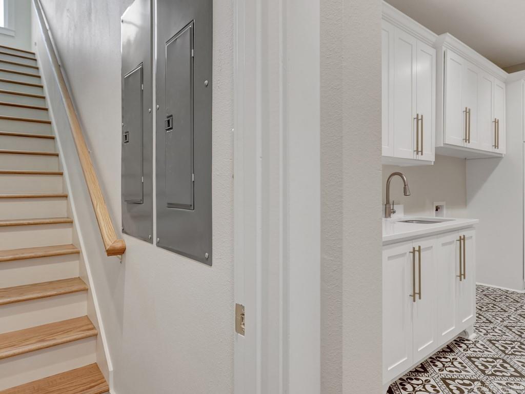 ARKRIDGE LAKE ESTATES - Residential