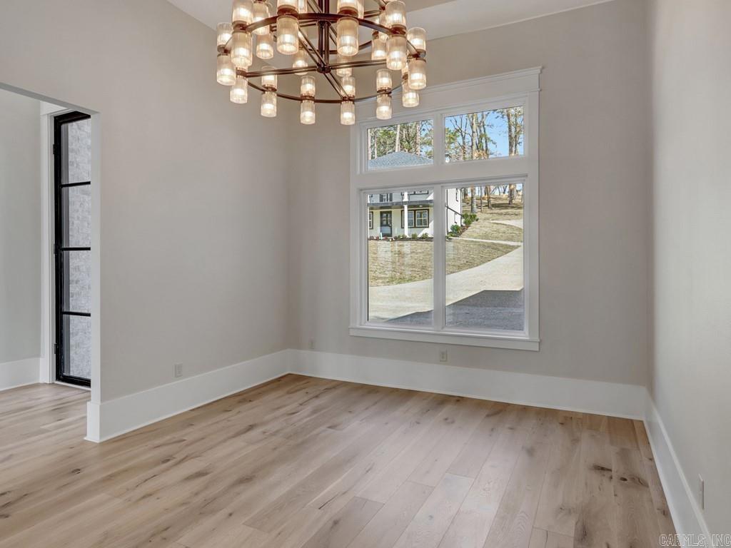 ARKRIDGE LAKE ESTATES - Residential