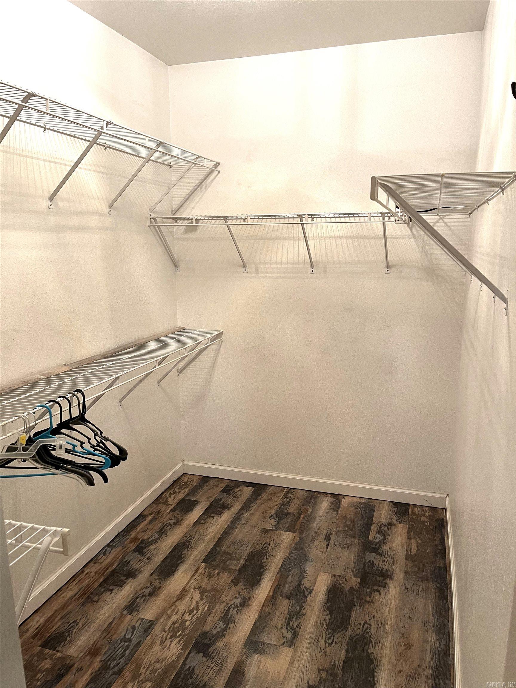 CARRIAGE HILL - Residential