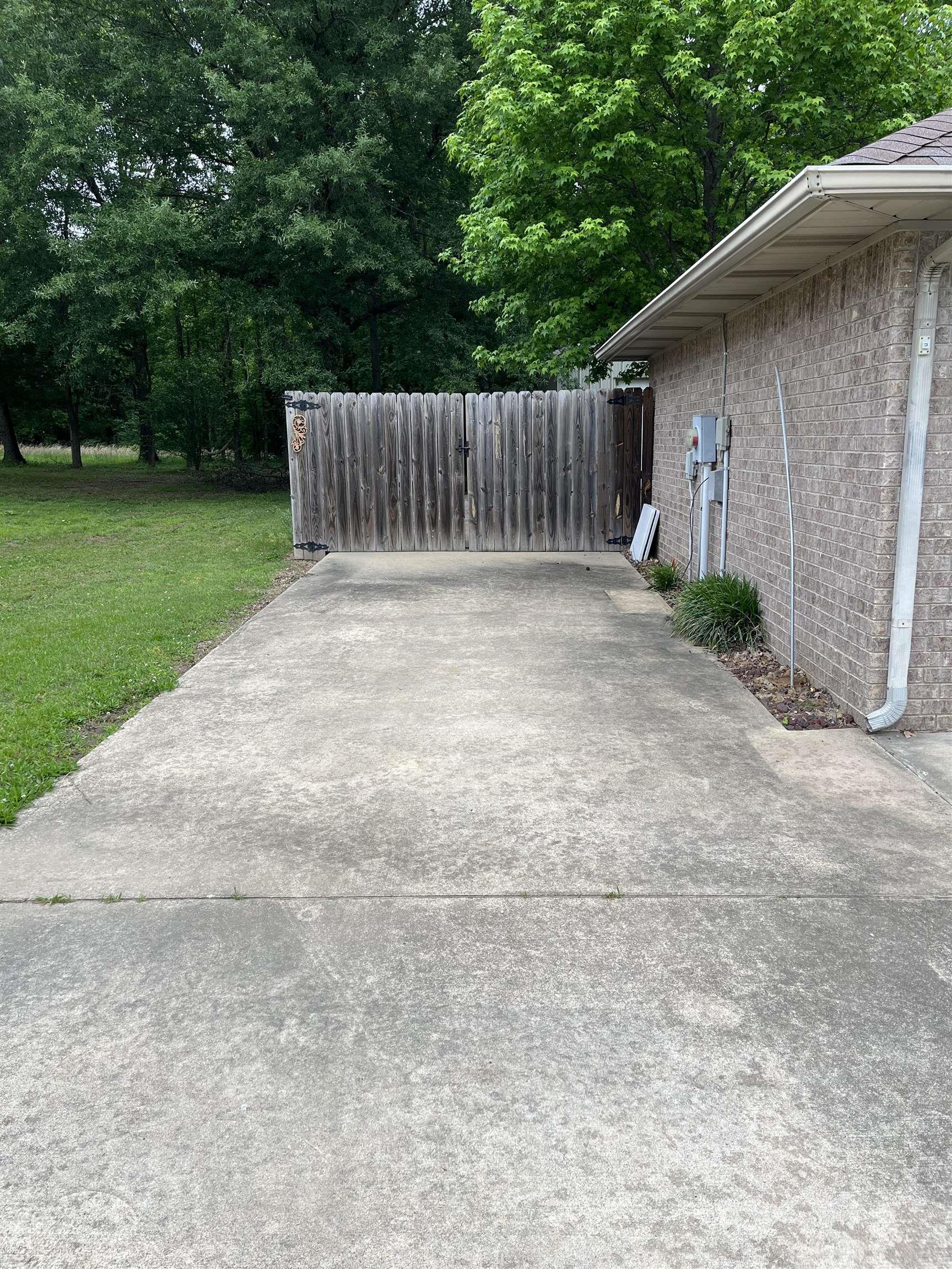 CARRIAGE HILL - Residential