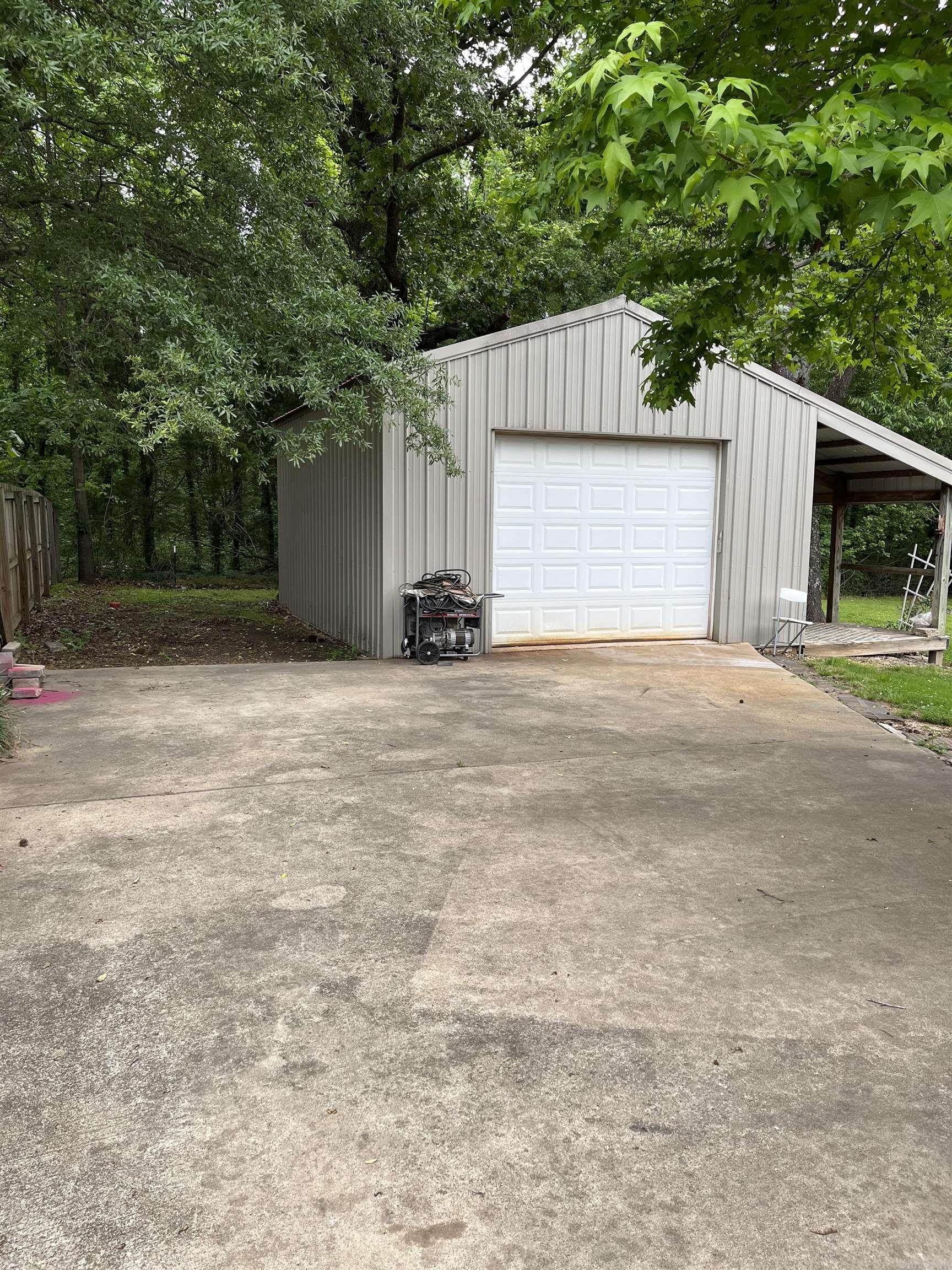 CARRIAGE HILL - Residential