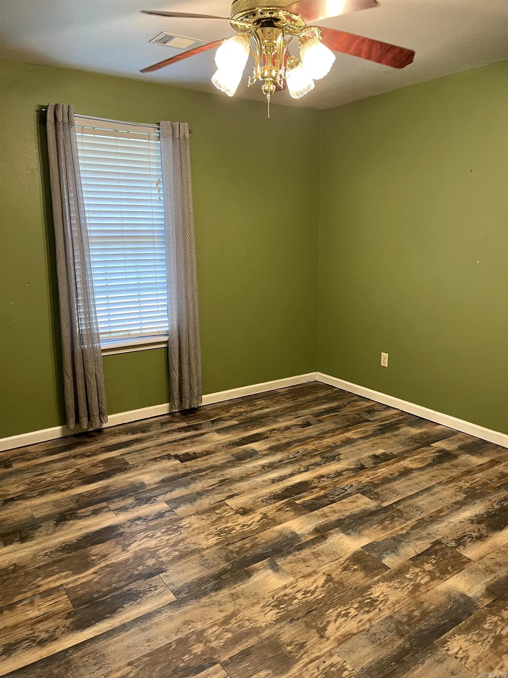 CARRIAGE HILL - Residential