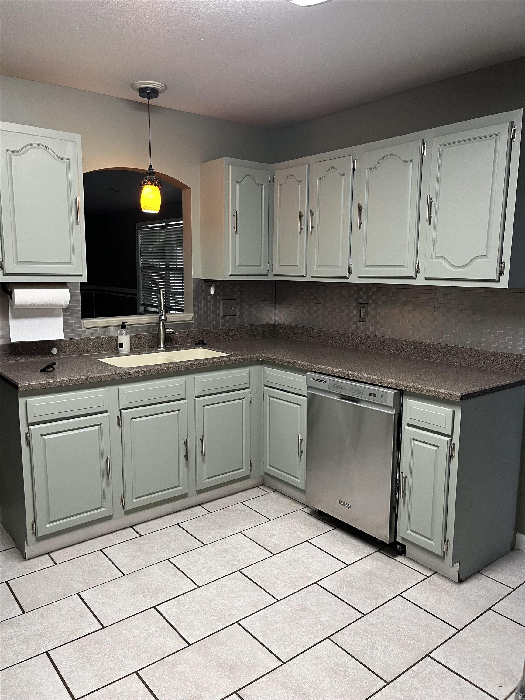 CARRIAGE HILL - Residential