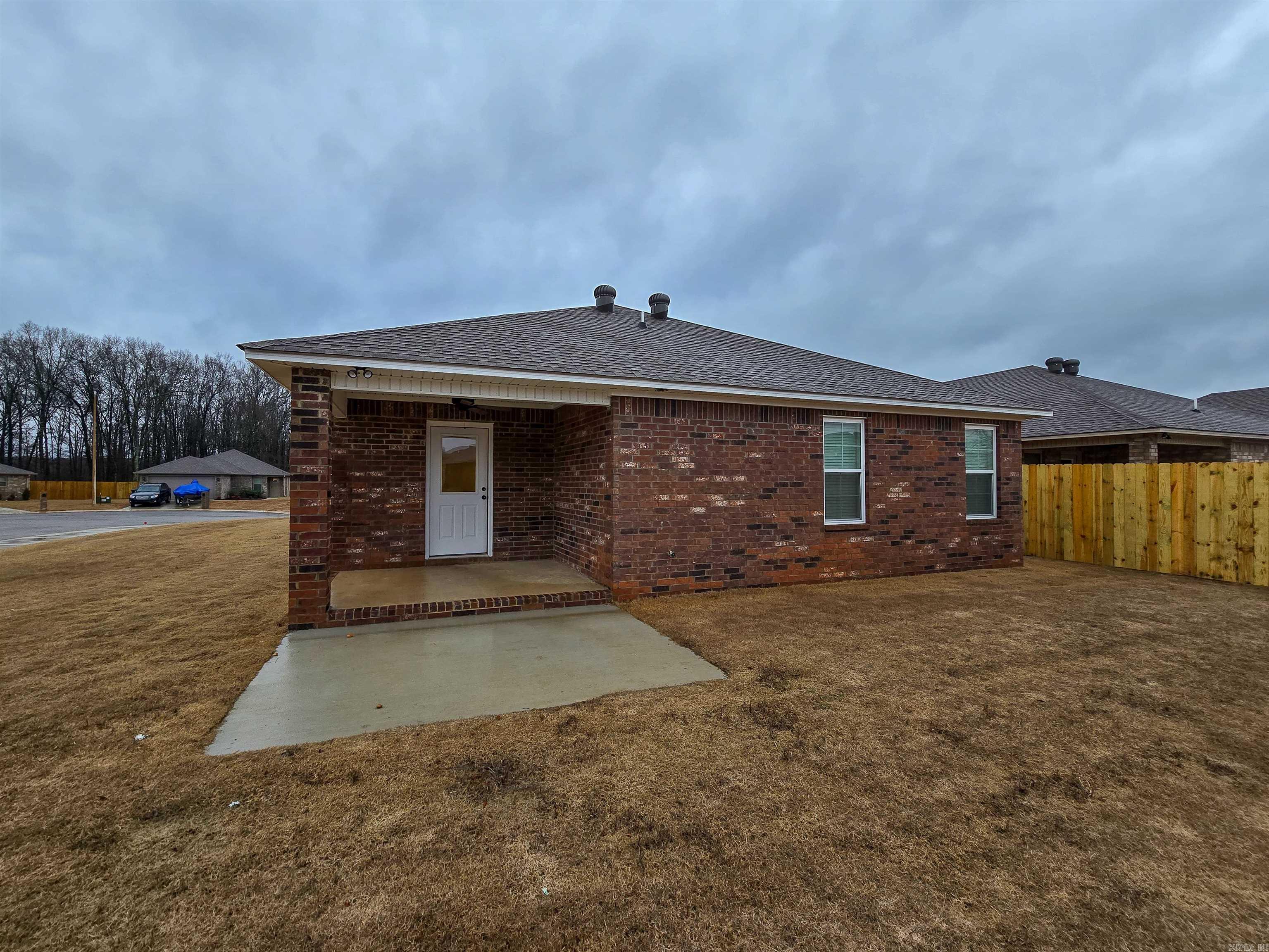 BROOKSHIRE PLACE - Residential Lease