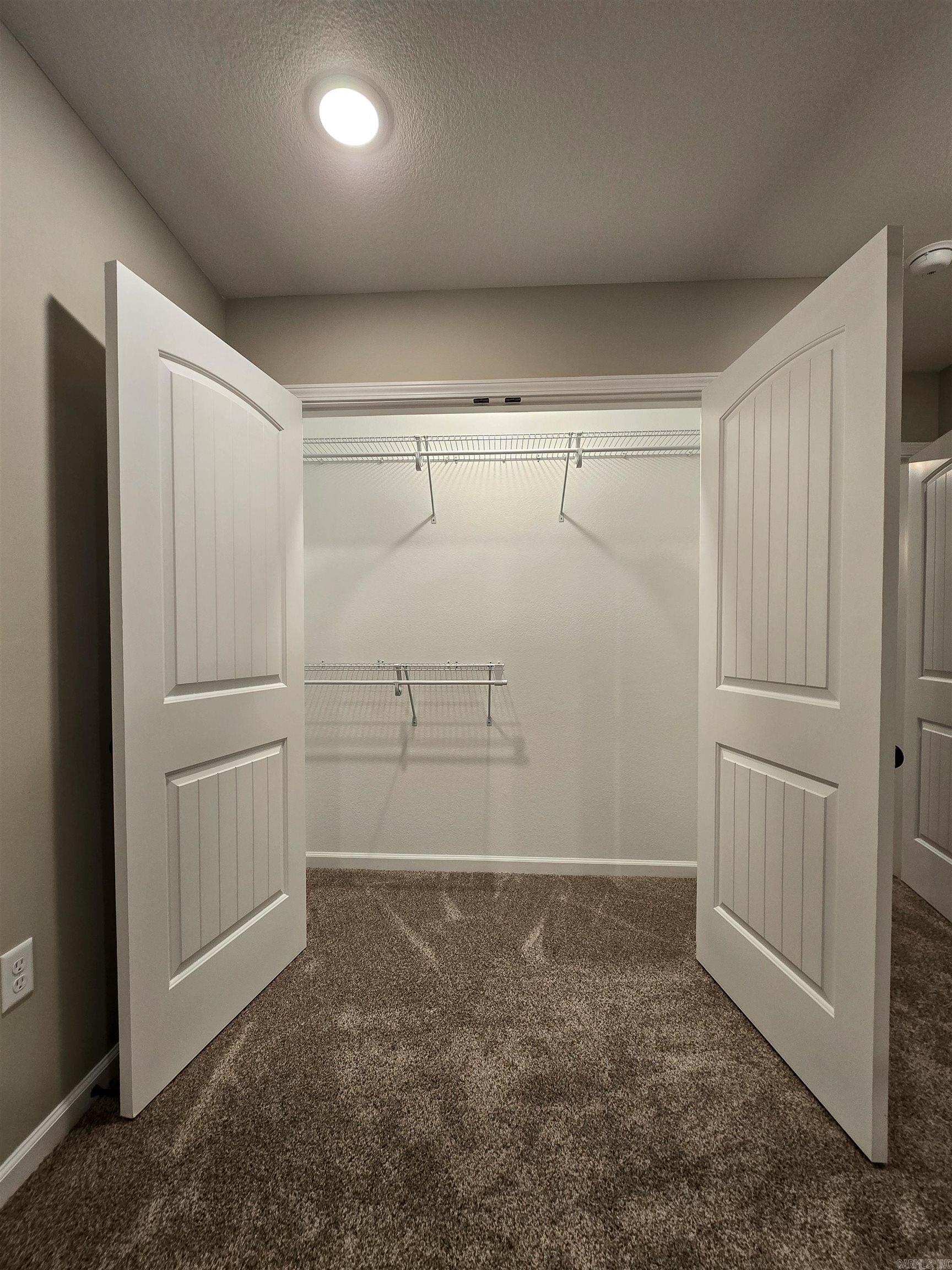 BROOKSHIRE PLACE - Residential Lease