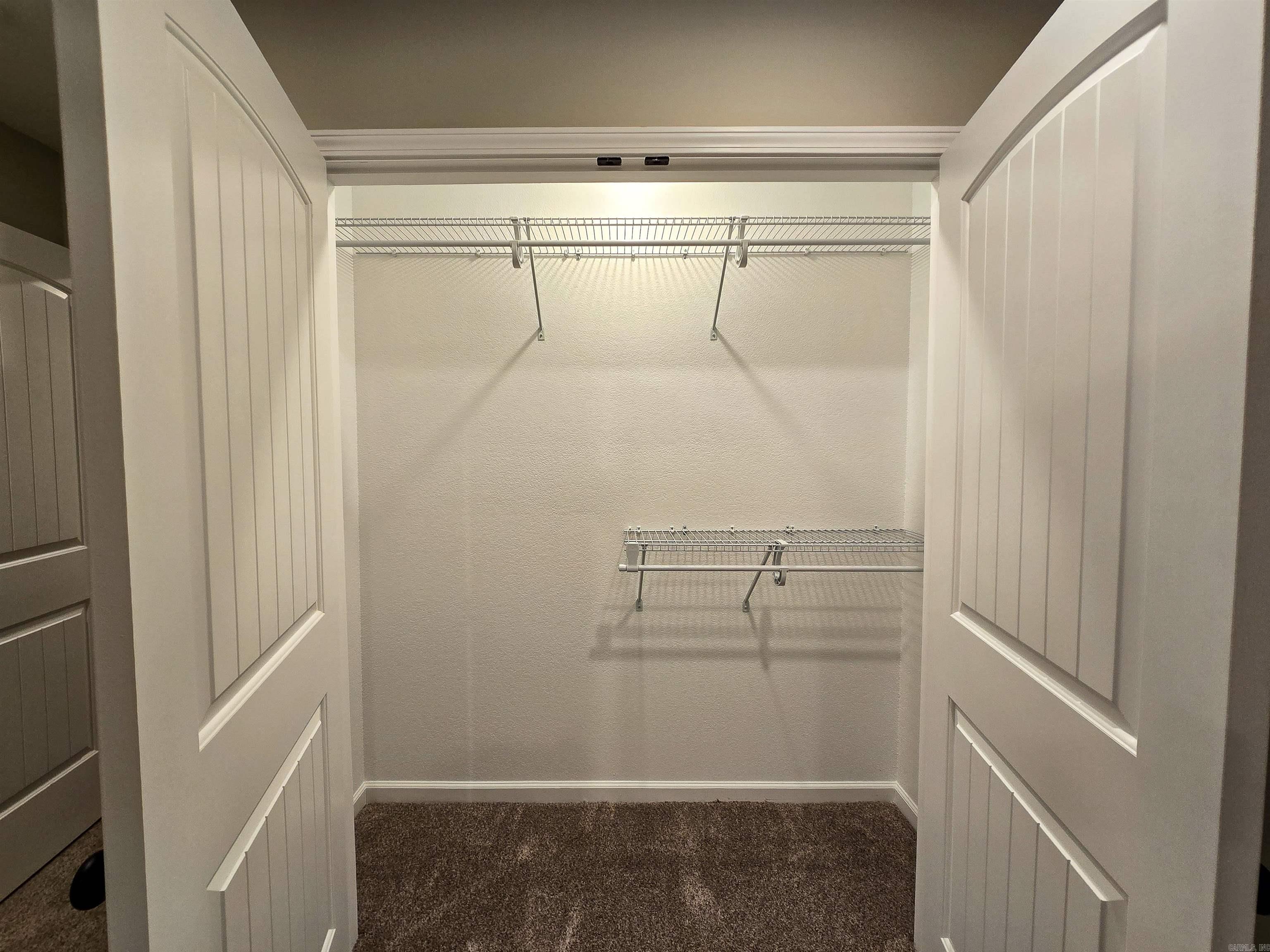 BROOKSHIRE PLACE - Residential Lease