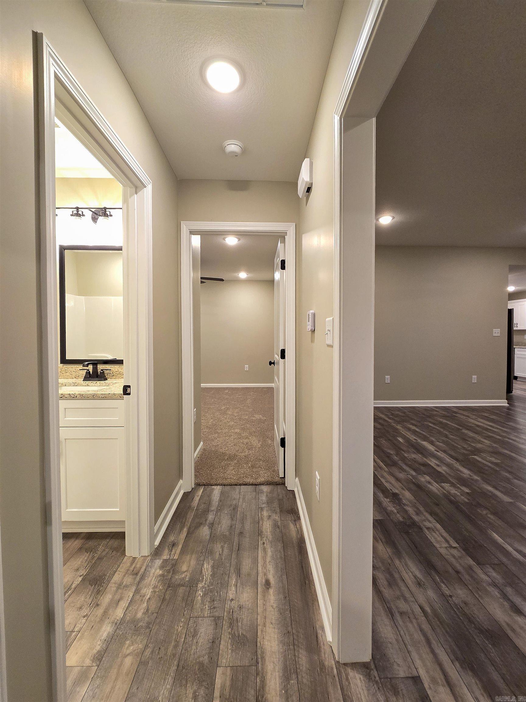 BROOKSHIRE PLACE - Residential Lease