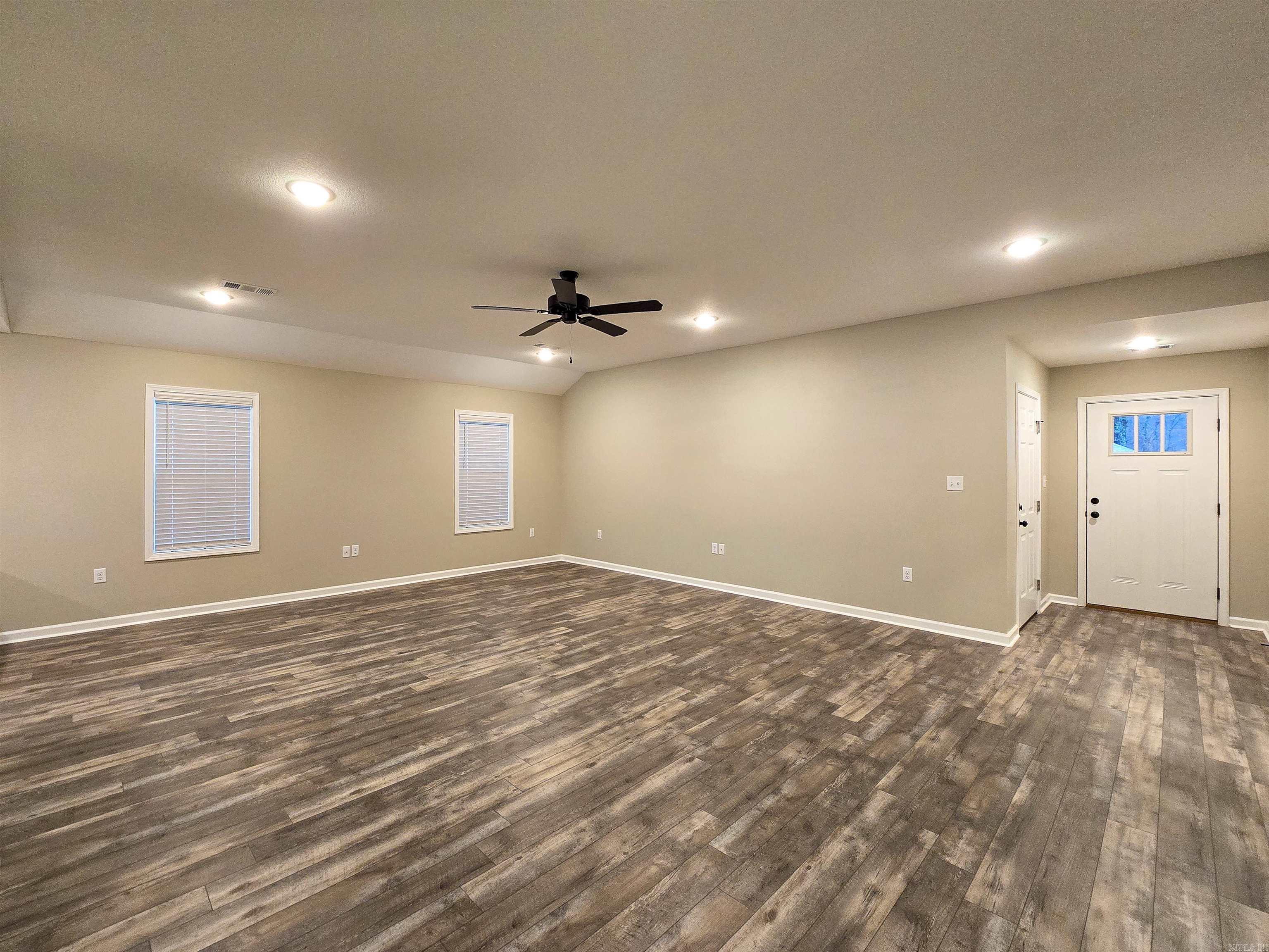 BROOKSHIRE PLACE - Residential Lease