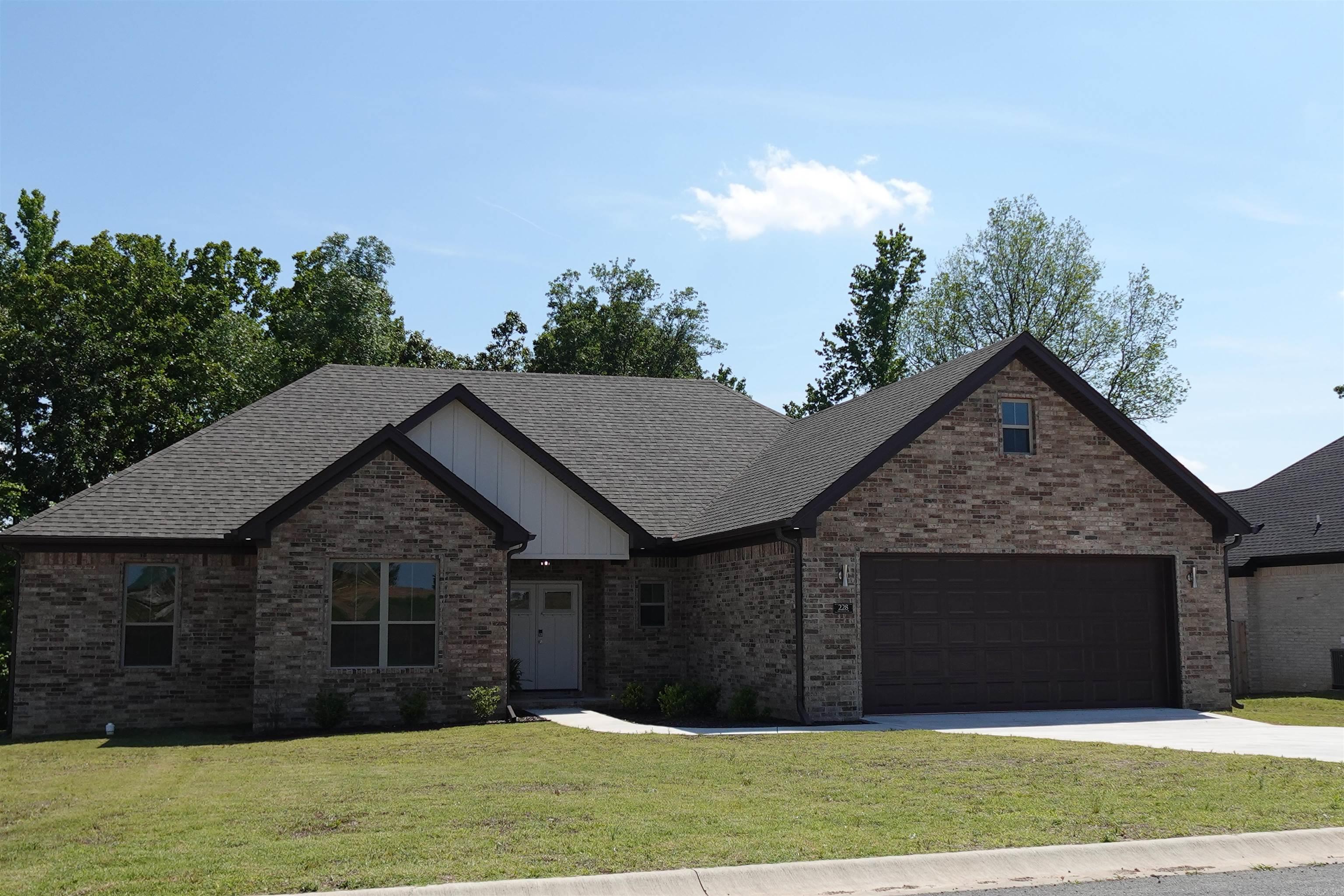 HIDDEN VALLEY ESTATES - Residential