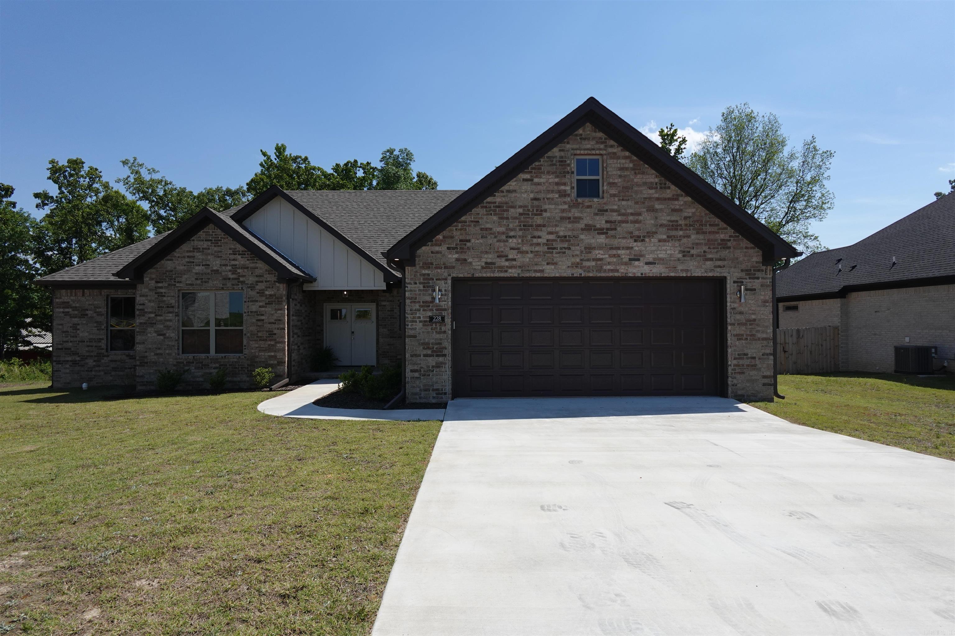 HIDDEN VALLEY ESTATES - Residential