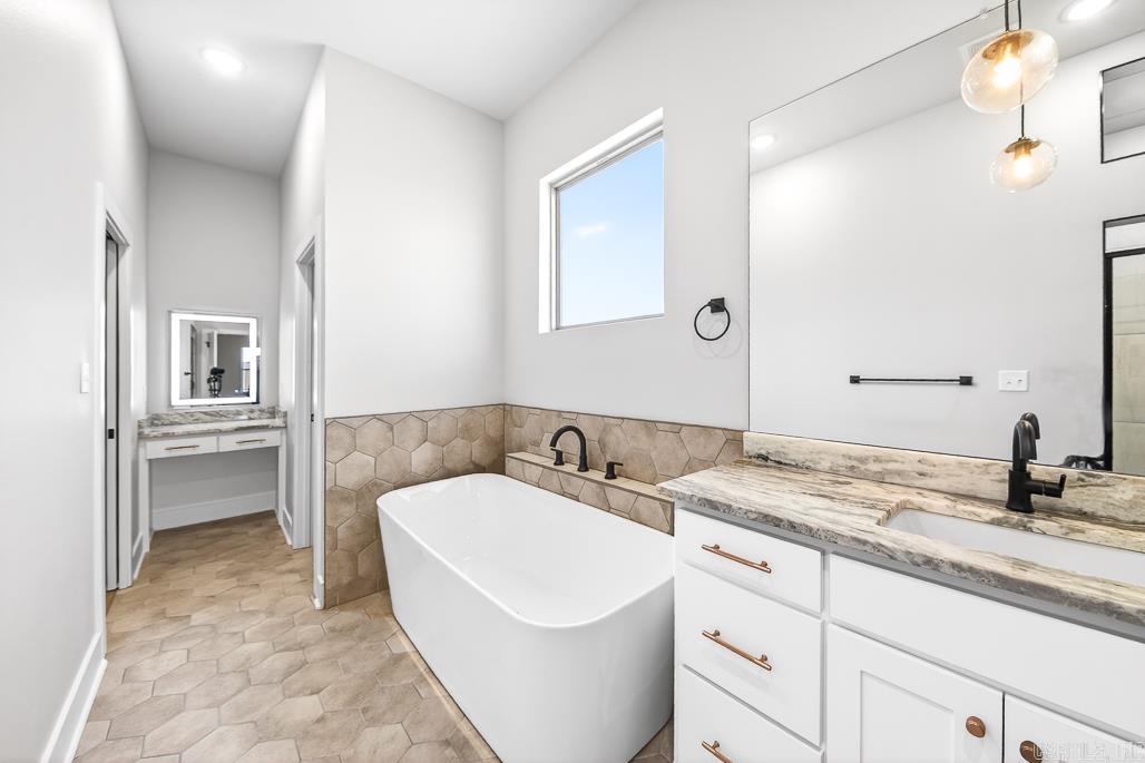 GREYSTONE - Residential