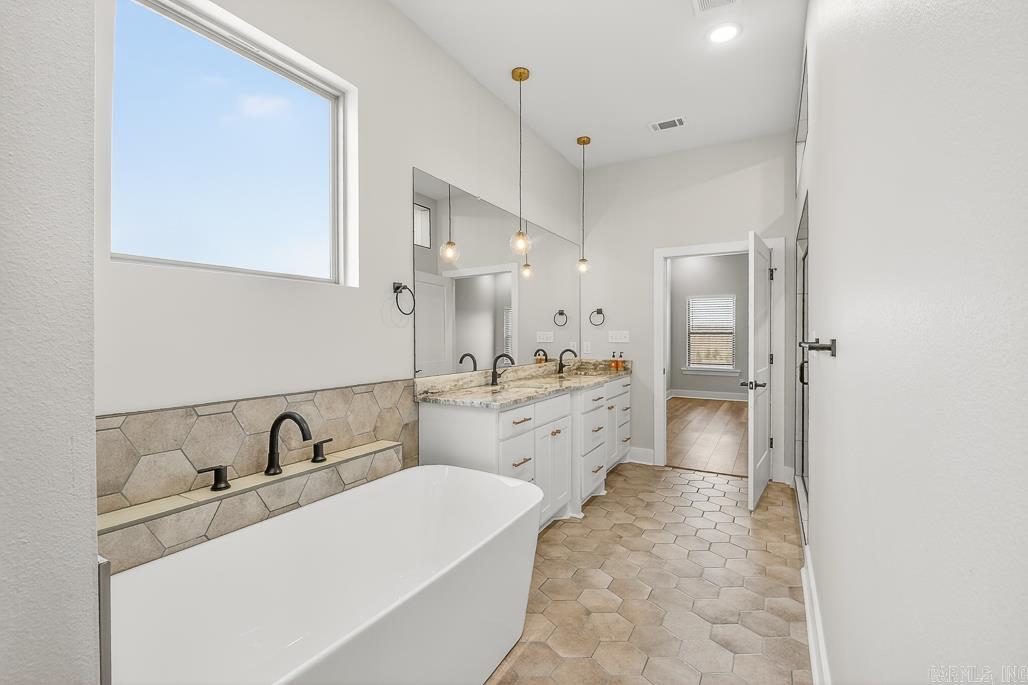 GREYSTONE - Residential