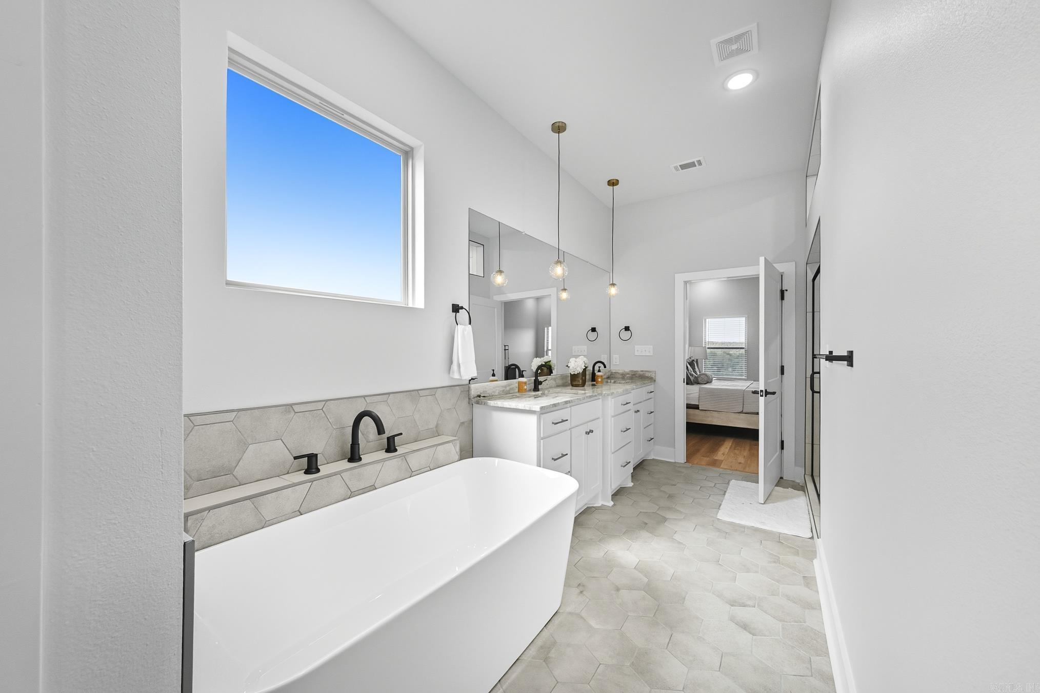 GREYSTONE - Residential