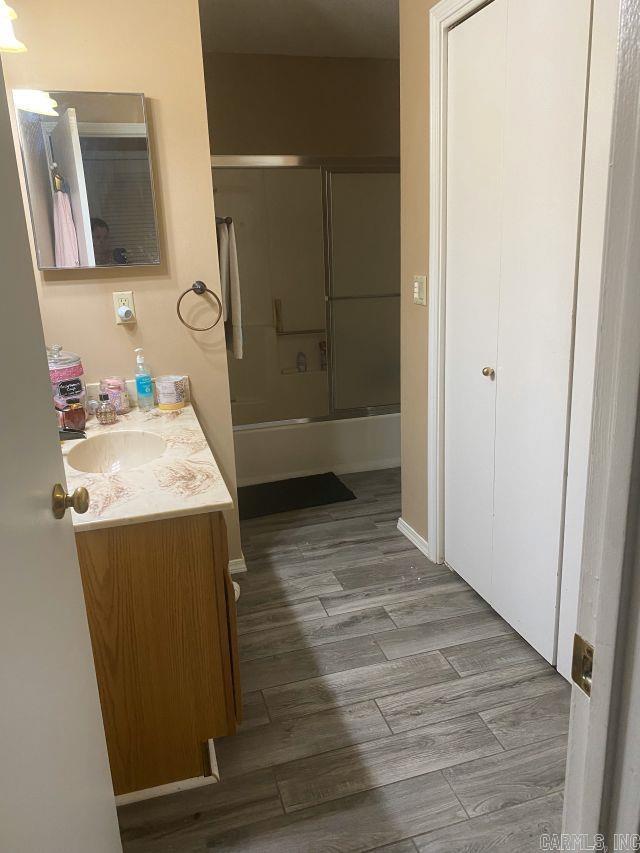 Brentwood Townhouse - Residential