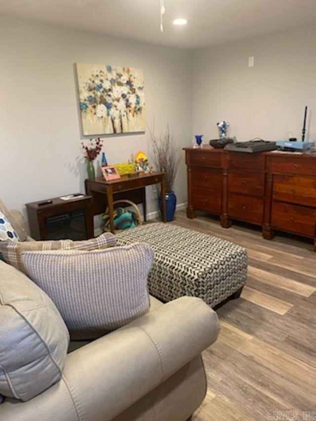 Brentwood Townhouse - Residential