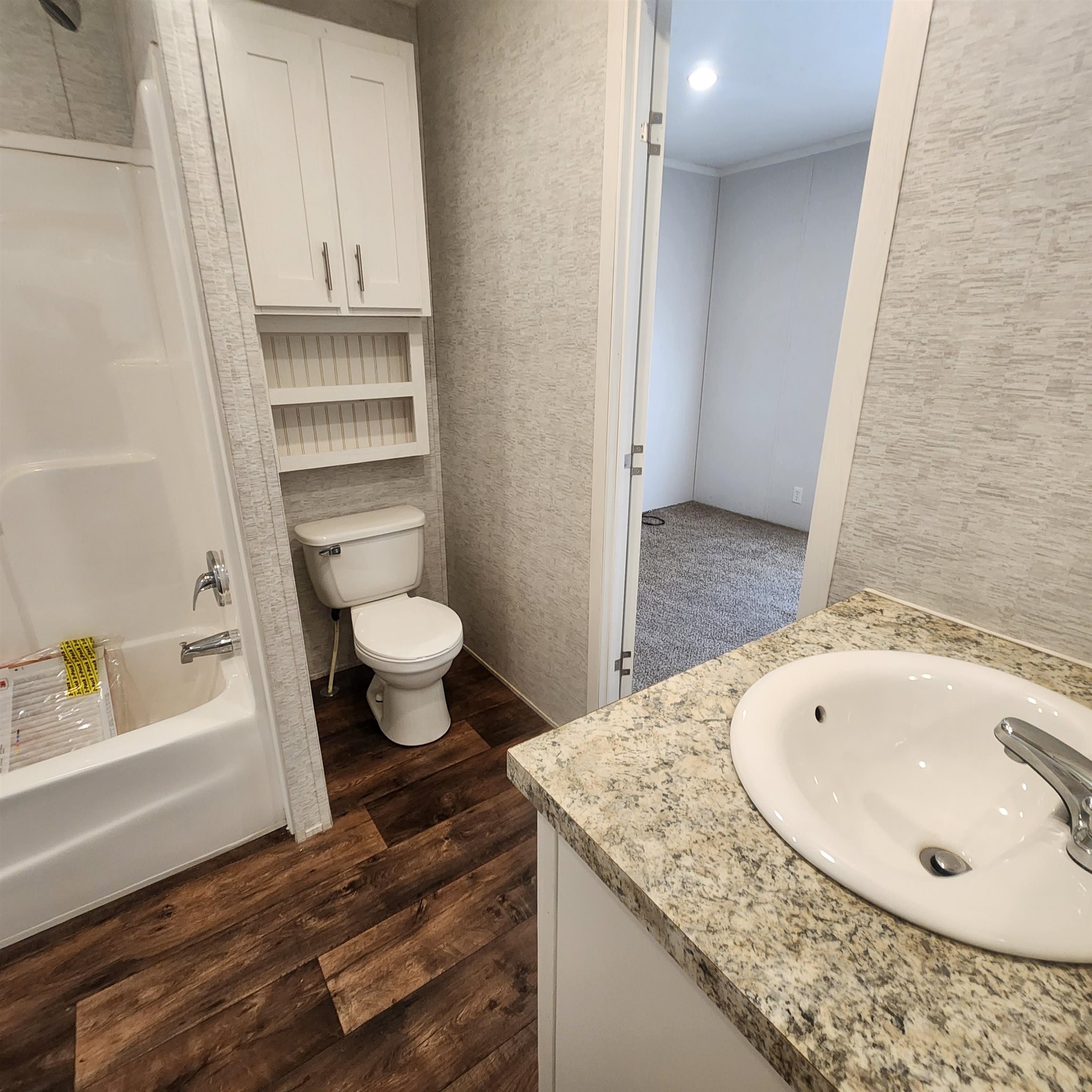 BACKBONE ESTATES - Residential