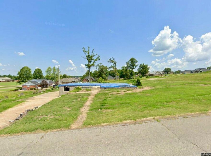 Excellent Opportunity! This .45-acre lot sits in the heart of Wynne with city utilities already in place. Enjoy beautiful views from its elevated position in a desirable neighborhood. A previous home on the property had a footprint of approximately 1,700 sq. ft., making it an ideal site to build your new home. Zoned R-1 for single-family use with no HOA and only standard city codes to follow. Don’t miss this chance—call today to view this great lot!