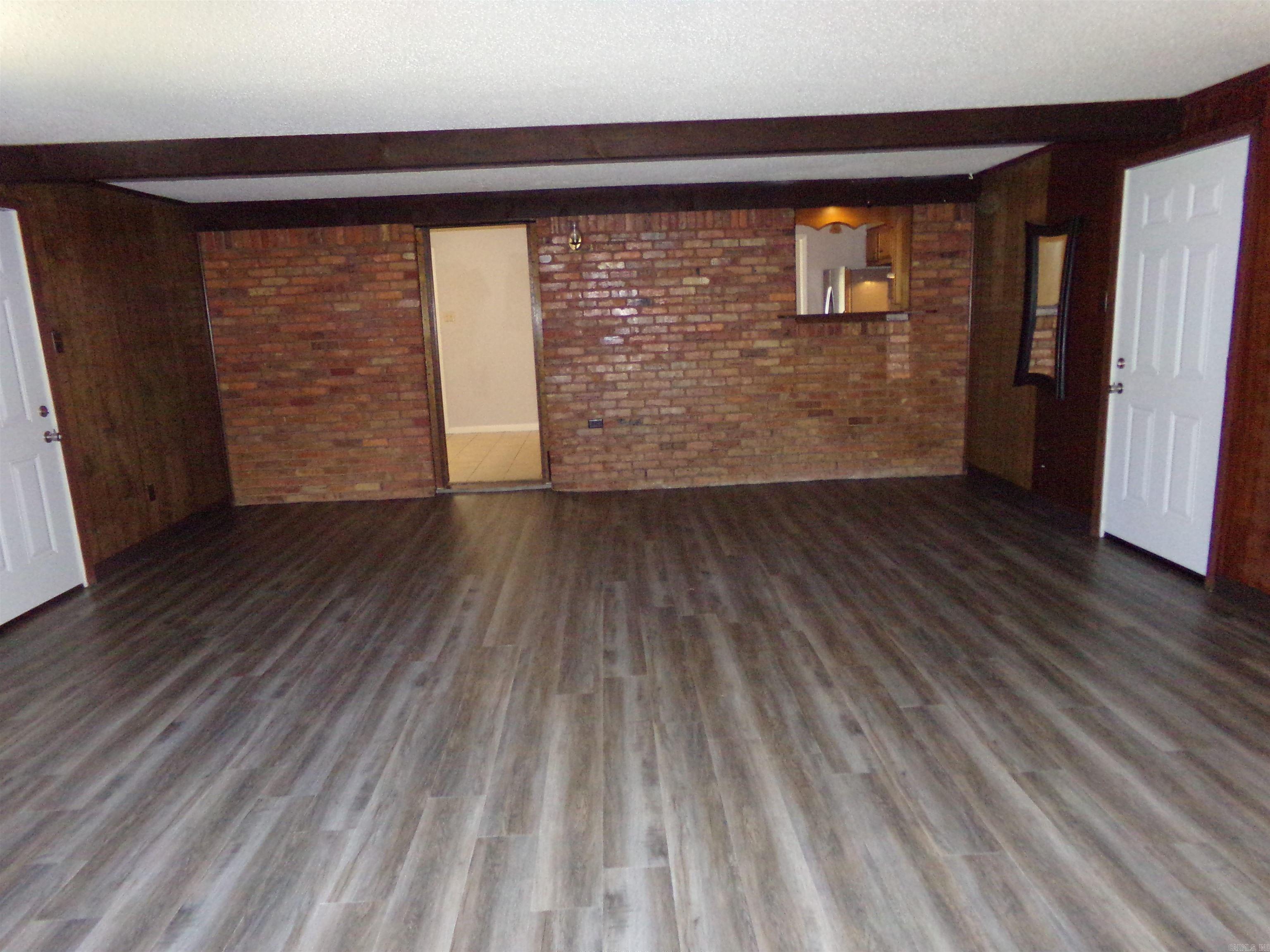 TANGLEWOOD - Residential