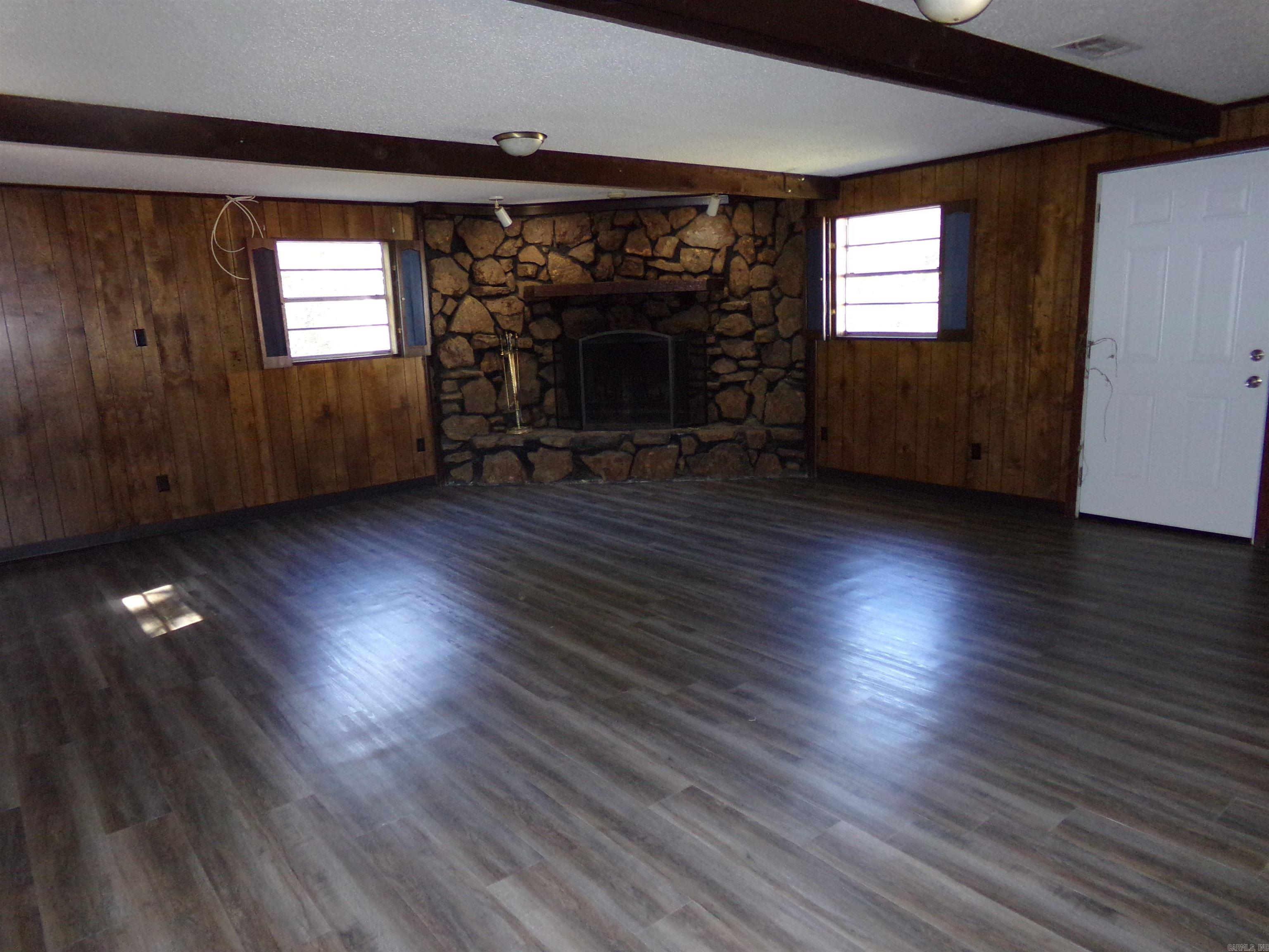 TANGLEWOOD - Residential