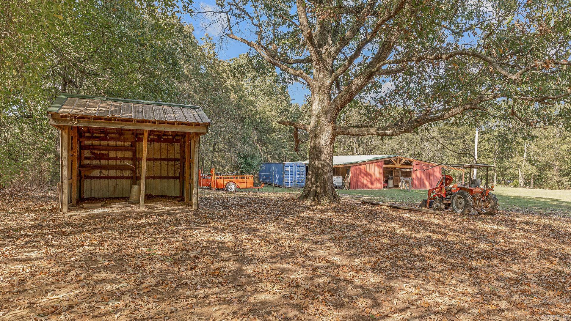 ARKANSAS HGTS - Residential