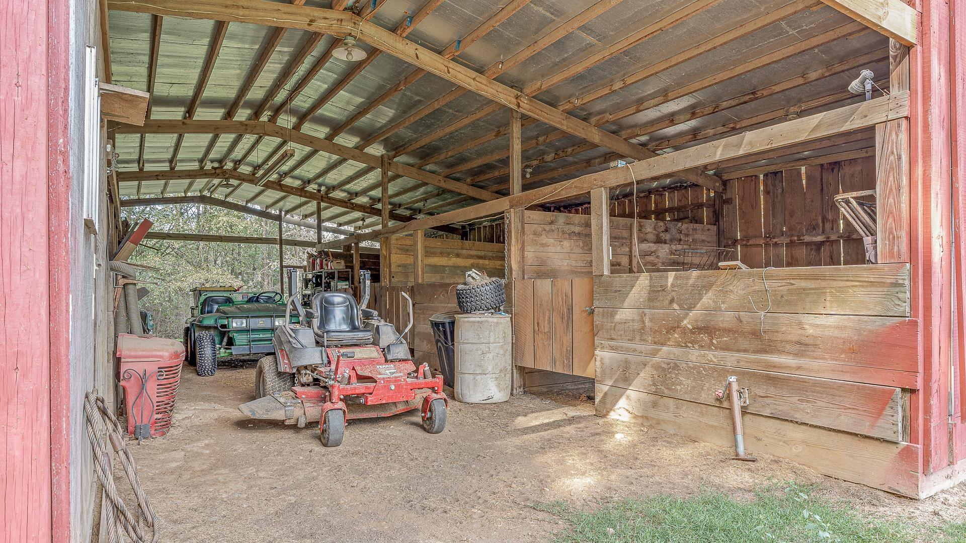 ARKANSAS HGTS - Residential