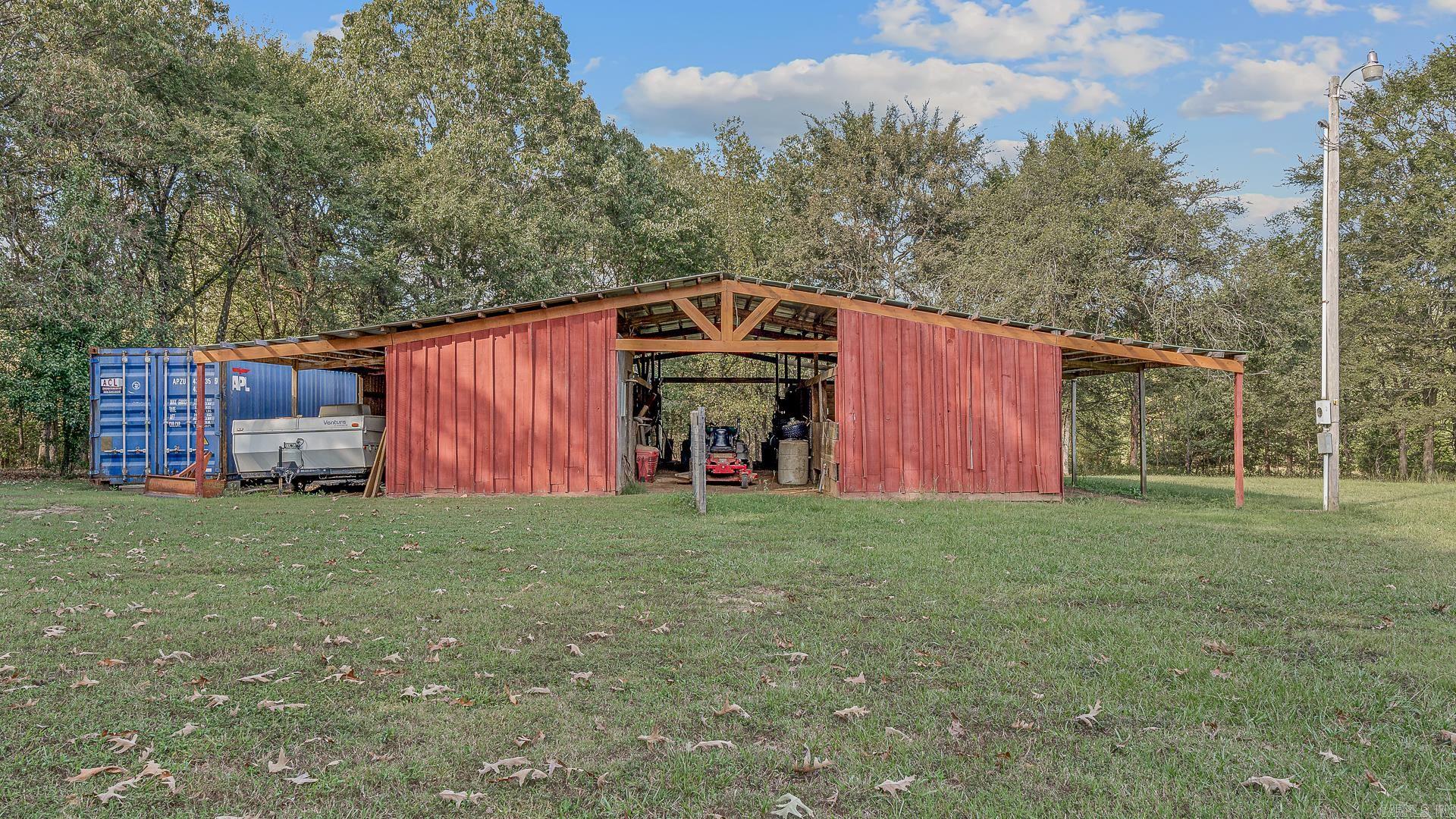 ARKANSAS HGTS - Residential
