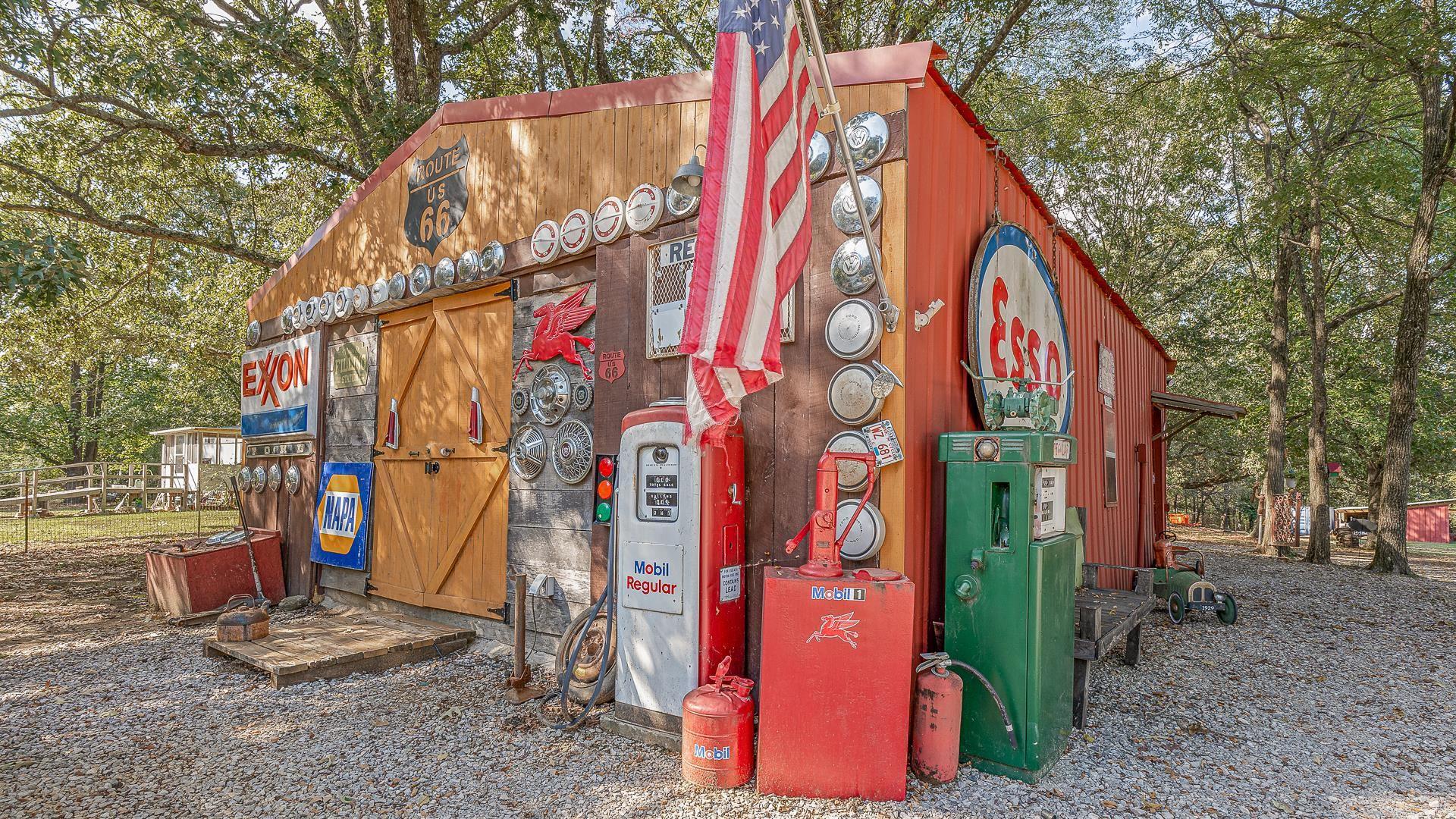 ARKANSAS HGTS - Residential
