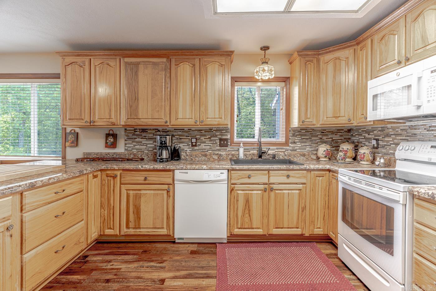 Navajo Third - Residential