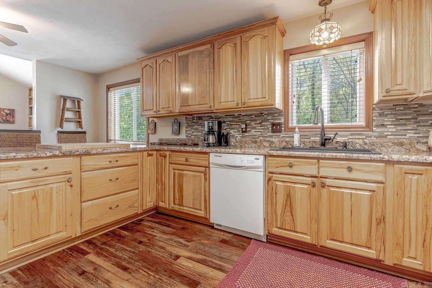 Navajo Third - Residential