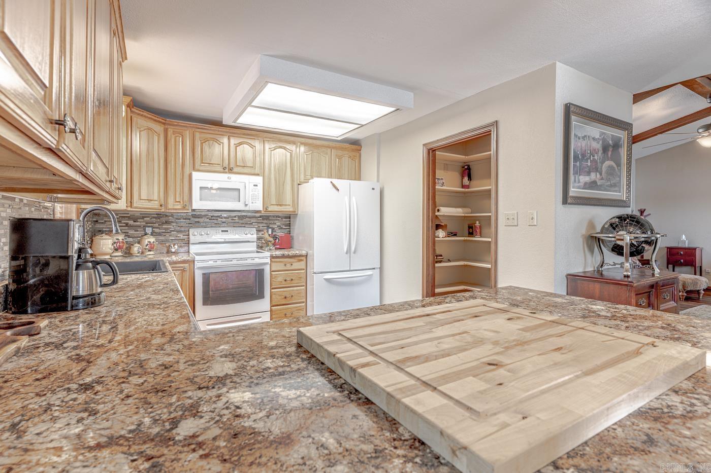 Navajo Third - Residential