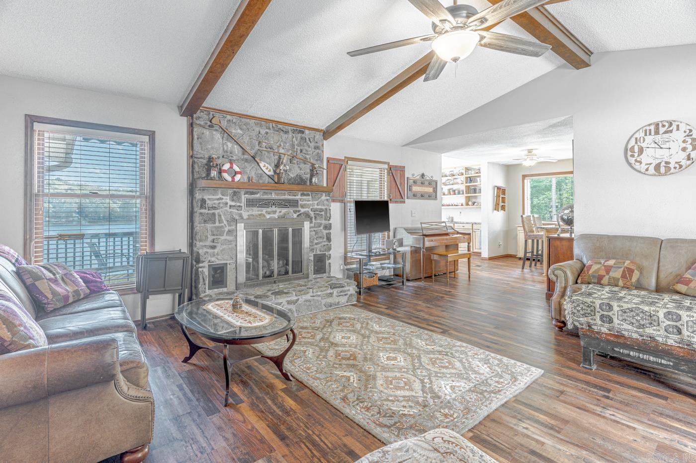 Navajo Third - Residential