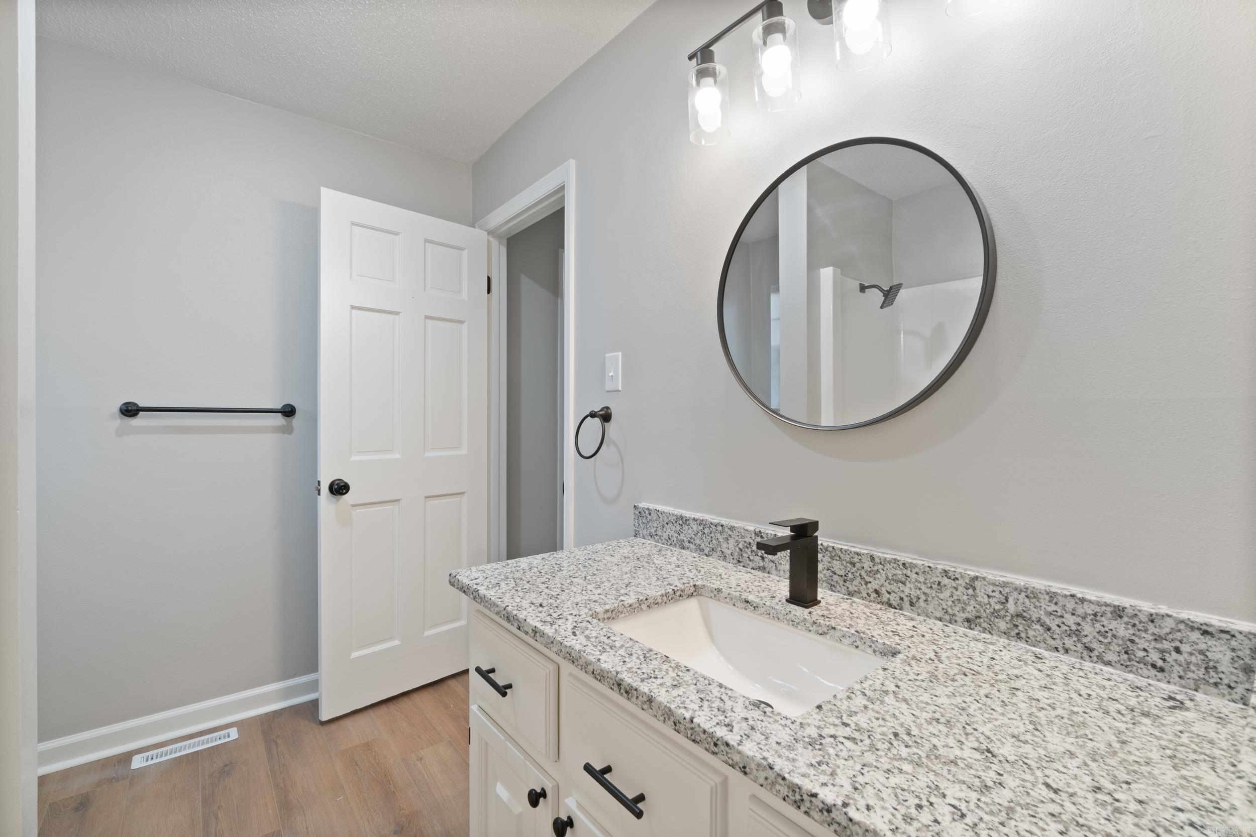 H E & L - Residential