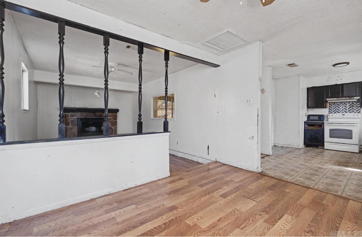 HARLTON ADDN - Residential