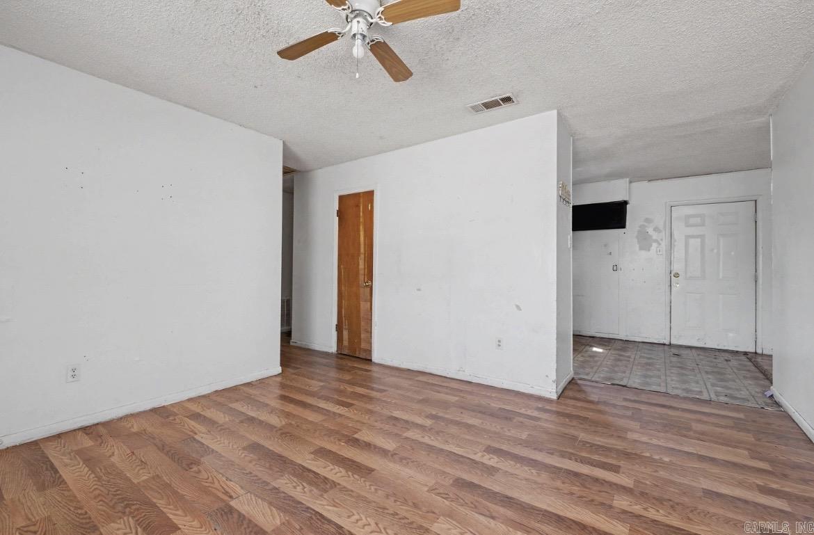 HARLTON ADDN - Residential