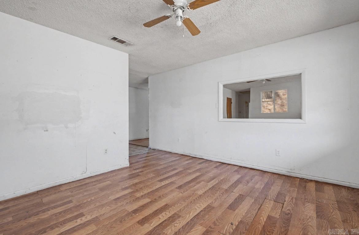 HARLTON ADDN - Residential