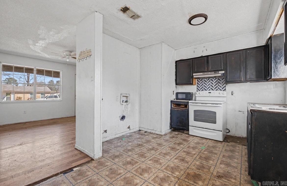 HARLTON ADDN - Residential