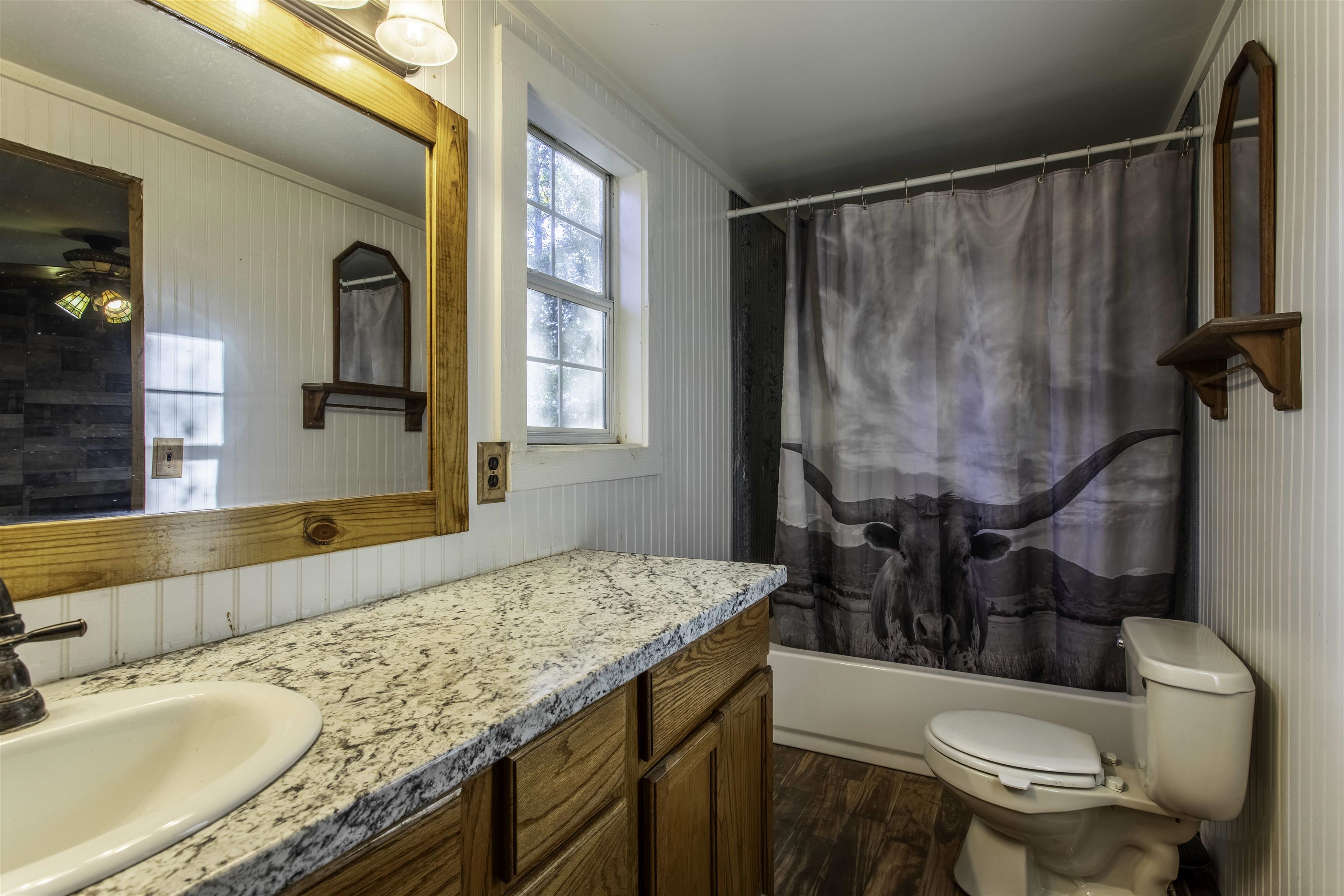 MOUNTAIN VALLEY ESTATES - Residential