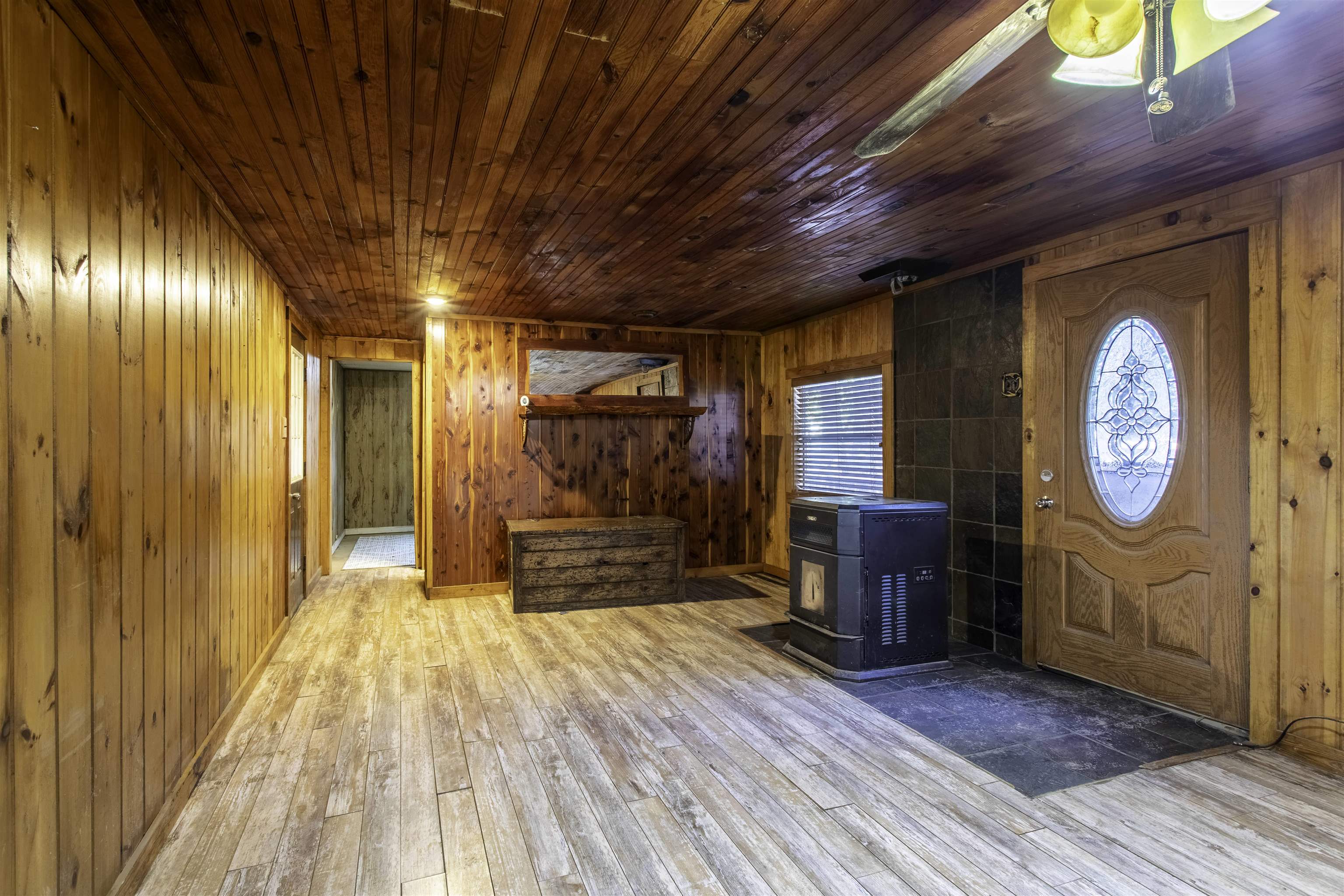 MOUNTAIN VALLEY ESTATES - Residential