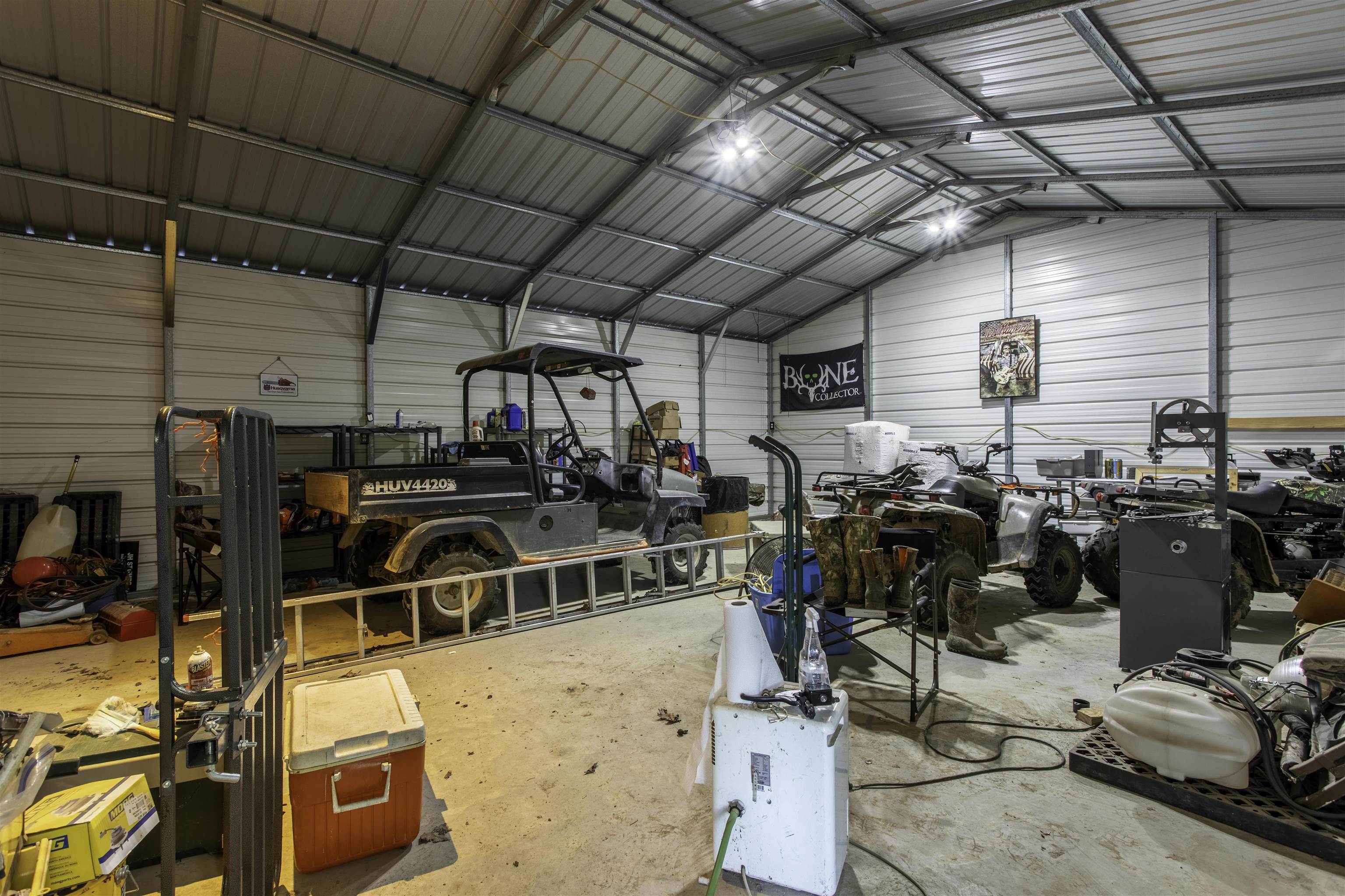 MOUNTAIN VALLEY ESTATES - Residential