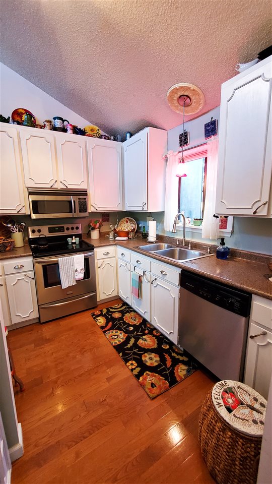 CLIFFSIDE LODGE - Residential