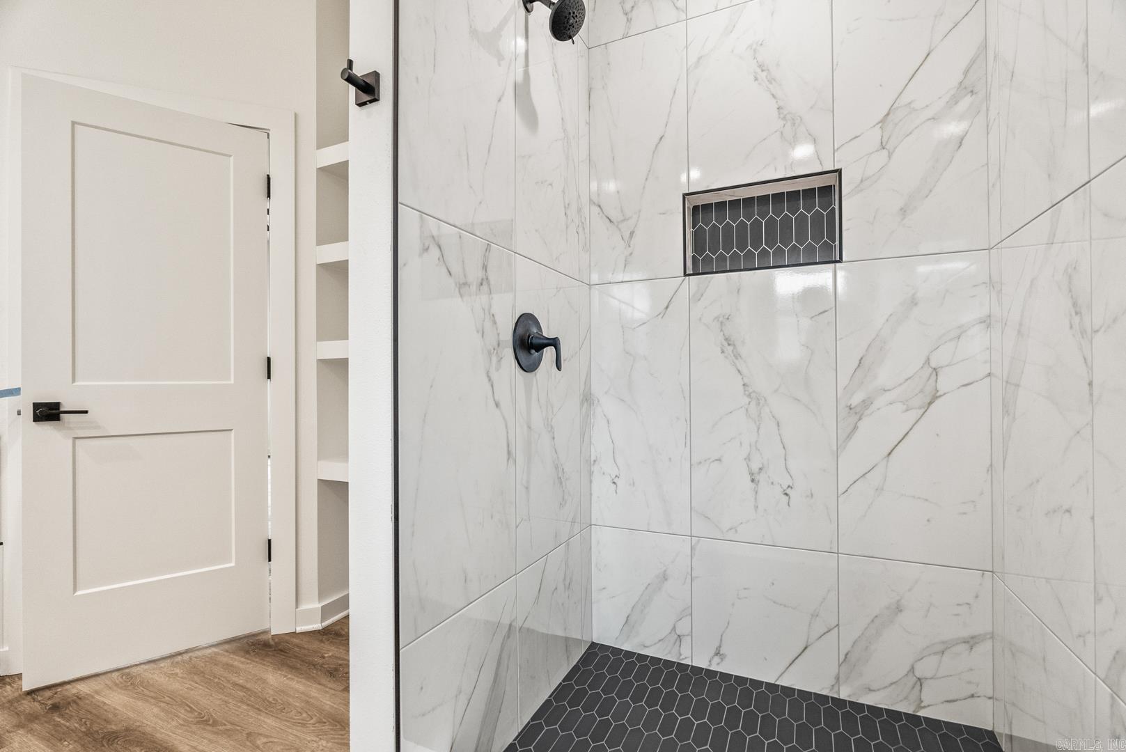 LEWIS COVE - Residential