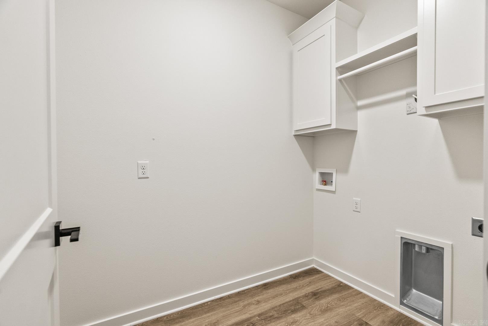 LEWIS COVE - Residential