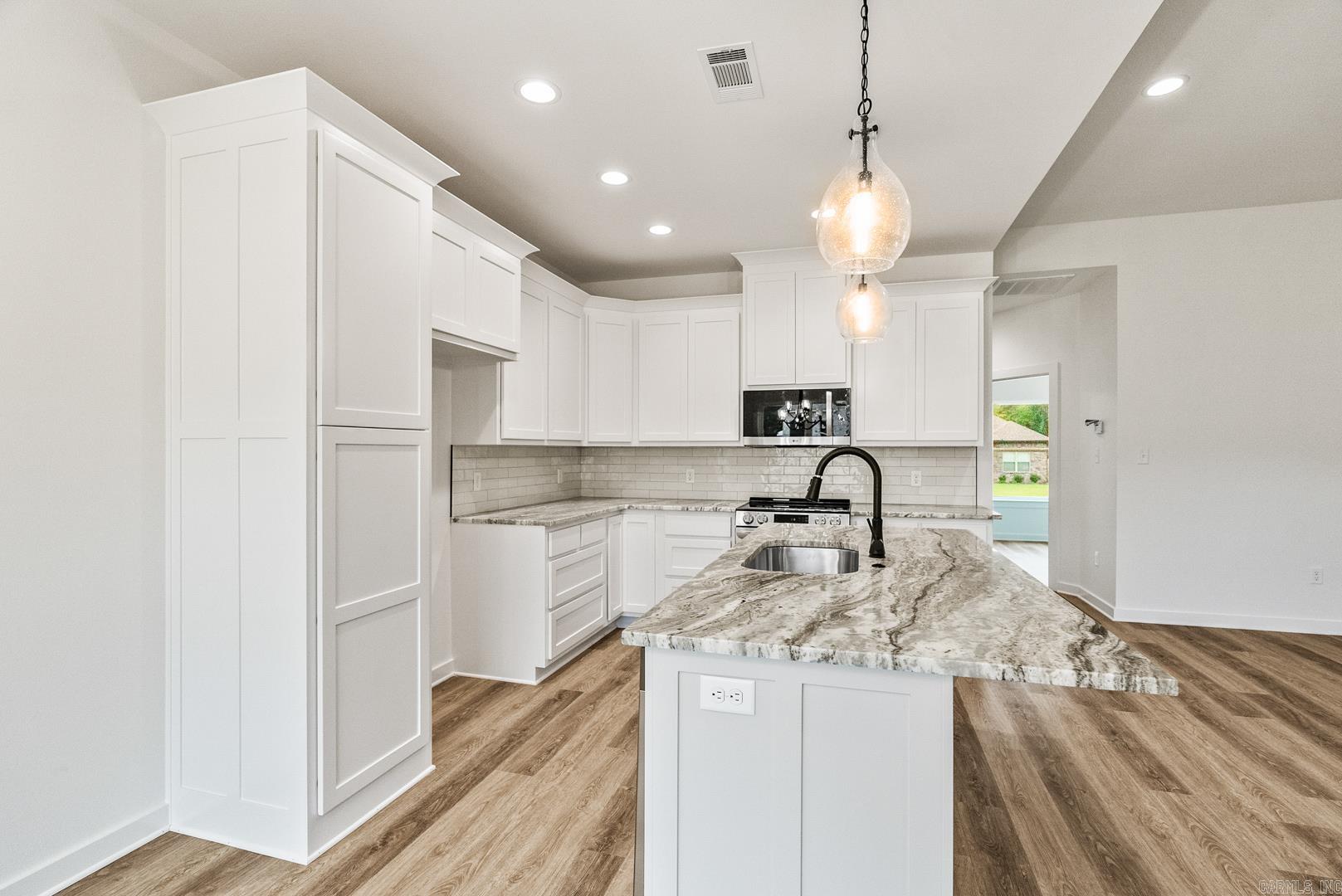 LEWIS COVE - Residential