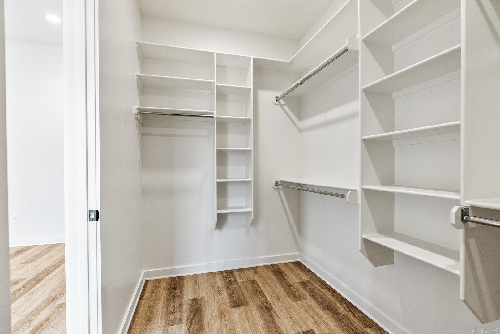 LEWIS COVE - Residential