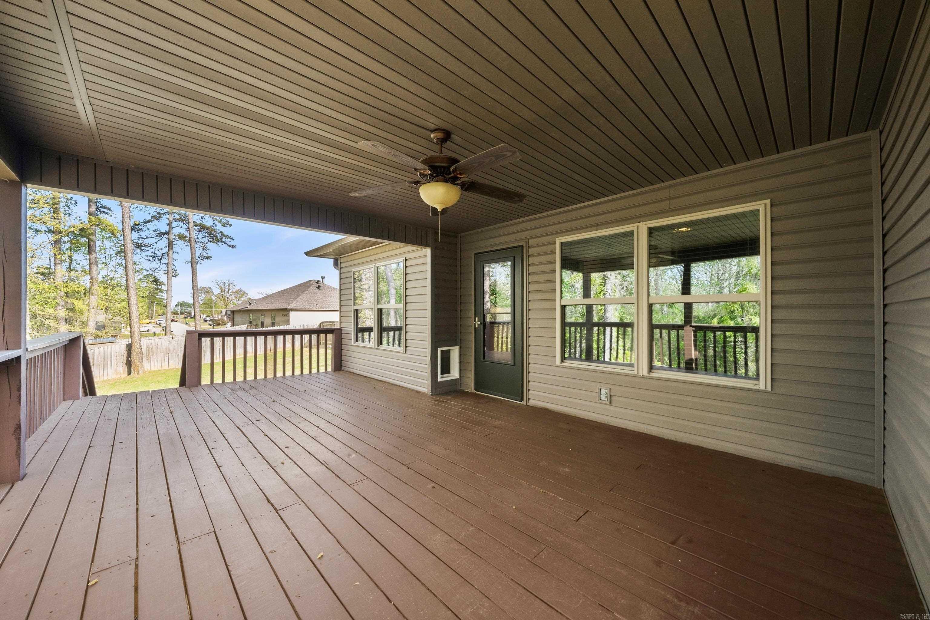 UNPLATTED ACREAGE - Residential